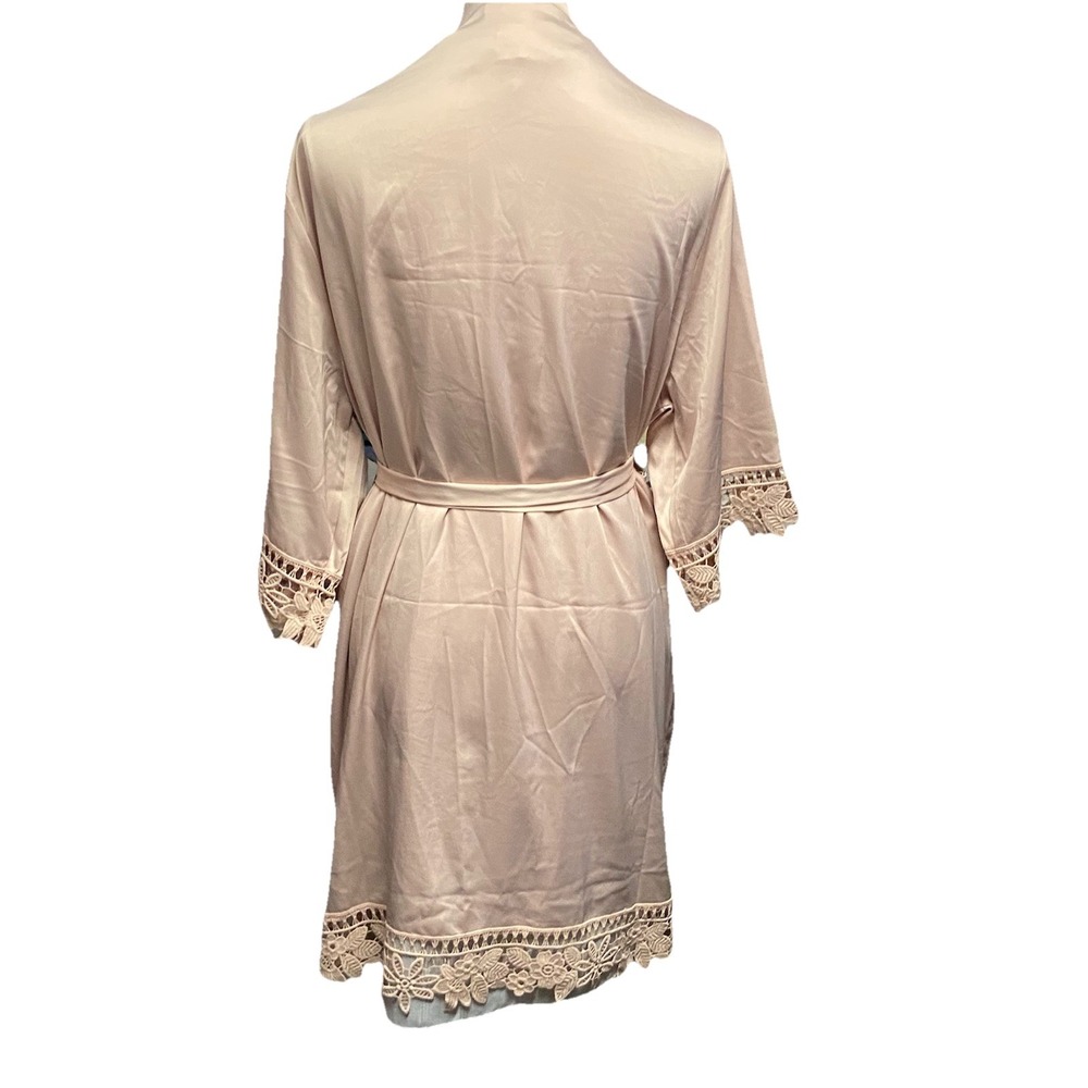Le Rose Lauren Lace-Satin Pink Robe Size Medium Bridesmaids Bridal Wedding - Picture 2 of 8
